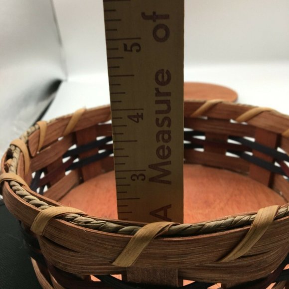 Amish Wicker Basket Handmade Dan Swartzentruber - Picture 5 of 7